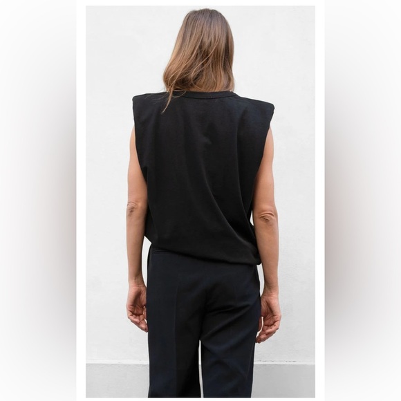 The Frankie Shop Eva Padded Shoulder Muscle T-Shirt Black Size Extra Small. - Picture 6 of 14
